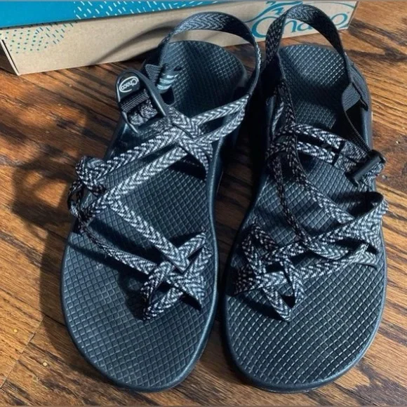 Women’s ZX2 Classic Boost Chacos, black- size 10W - Picture 5 of 5